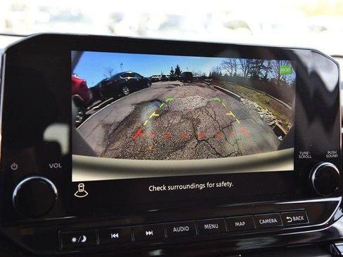 Used 2023 Nissan Pathfinder Platinum w/ Cargo Package image 16