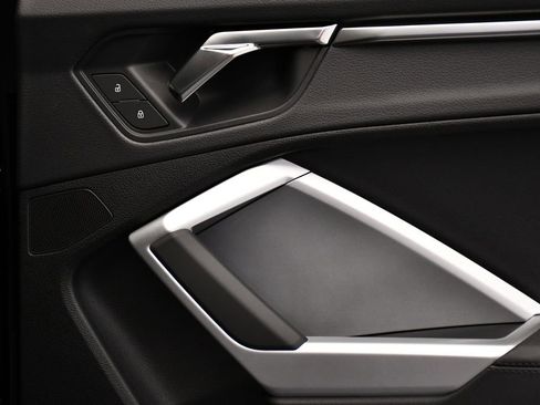 Used 2025 Audi Q3 2.0T Premium w/ Convenience Package image 51