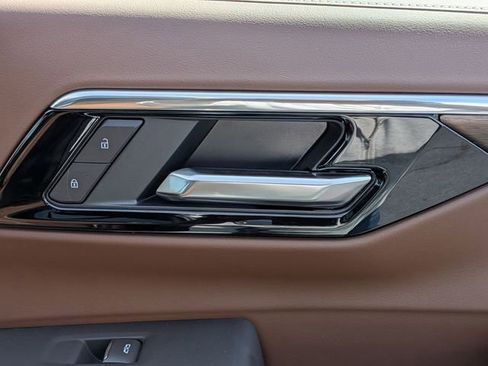New 2026 Chevrolet Tahoe High Country AWD/4WD image 38