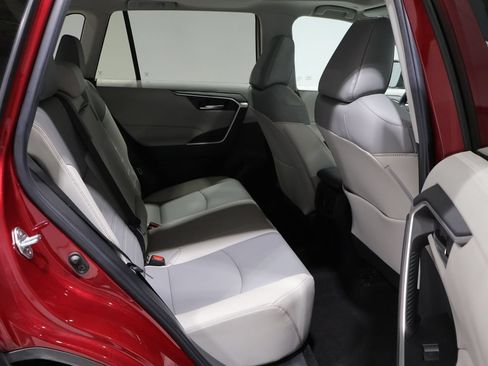Used 2023 Toyota RAV4 XLE Premium AWD/4WD image 23