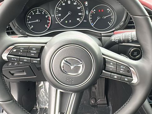 New 2026 MAZDA MAZDA3 Hatchback w/Premium Plus Pkg image 11