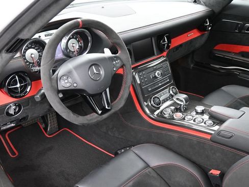 Used 2014 Mercedes-Benz SLS AMG Black Series image 4