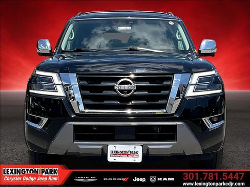 Used 2021 Nissan Armada Platinum w/ Captain's Chairs Package AWD/4WD image 2