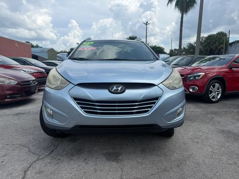 Used 2013 Hyundai Tucson GLS FWD image 2