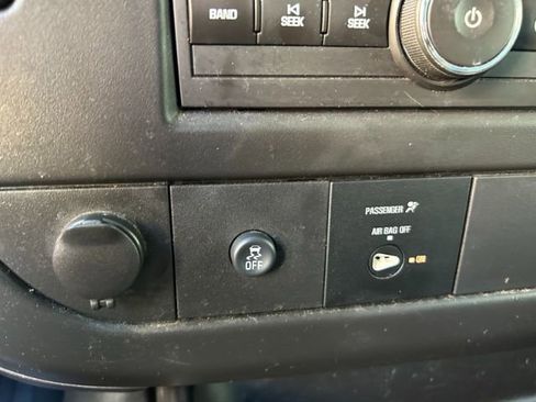 Used 2013 GMC Savana 3500 image 23