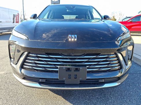 Certified 2025 Buick Envision Preferred image 2