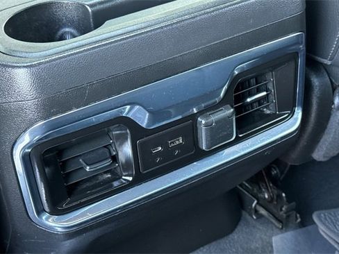 Used 2022 GMC Sierra 3500 Denali image 44