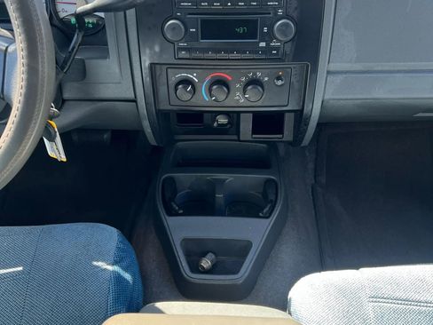Used 2005 Dodge Dakota ST RWD image 11