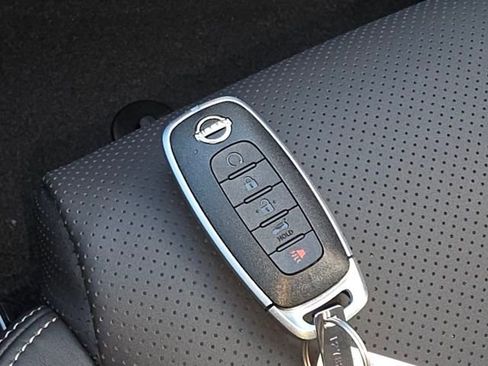 New 2026 Nissan Rogue Platinum w/ Platinum Premium Package image 28