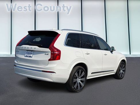 Used 2024 Volvo XC90 B6 Ultimate image 4