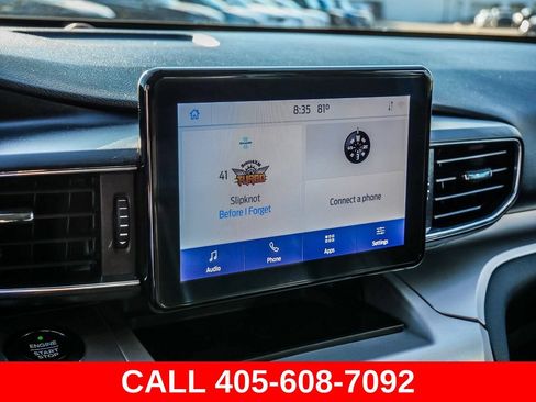 Used 2021 Ford Explorer XLT w/ Equipment Group 202A AWD/4WD image 40