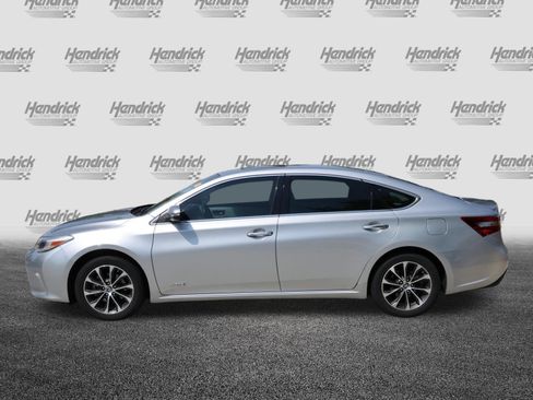 Used 2018 Toyota Avalon XLE Premium w/ All Weather Liner Package FWD image 6