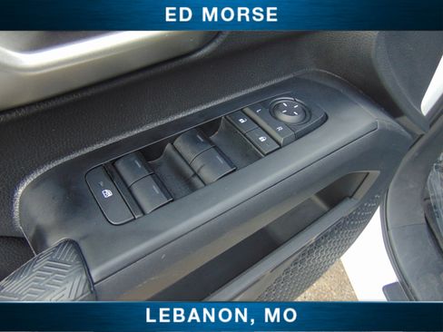 Used 2025 Toyota Tacoma Limited image 18