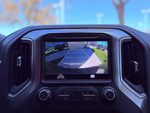 Used 2021 Chevrolet Silverado 1500 RST image 12