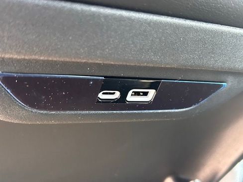 New 2026 Chrysler Pacifica Select FWD image 41