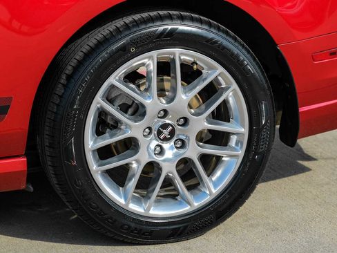 Used 2013 Ford Mustang Premium image 47