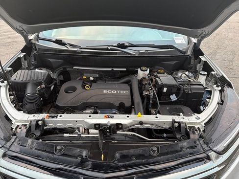 Used 2022 Chevrolet Equinox RS w/ RS Leather Package image 25