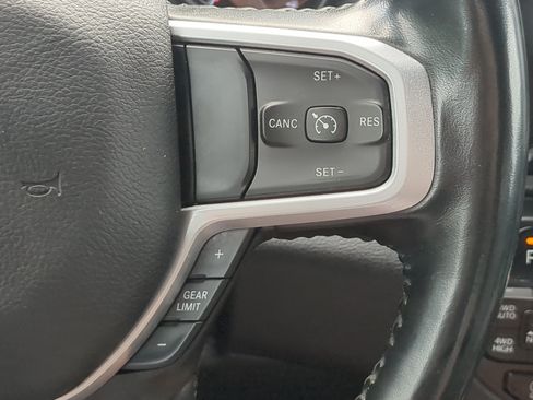 Used 2023 RAM 1500 Big Horn AWD/4WD image 23