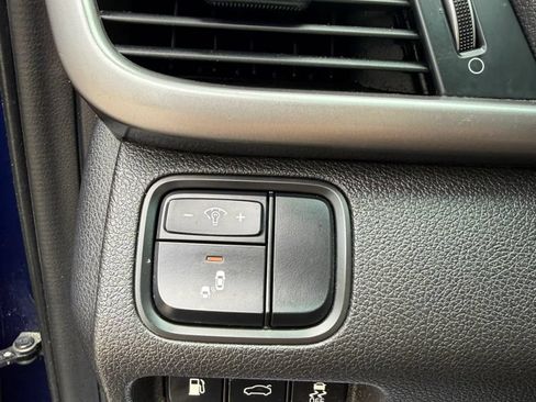 Used 2018 Kia Optima S w/ Panoramic Sunroof Package FWD image 25