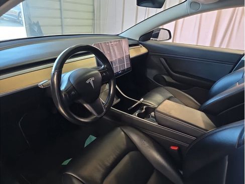 Used 2018 Tesla Model 3 Long Range image 18