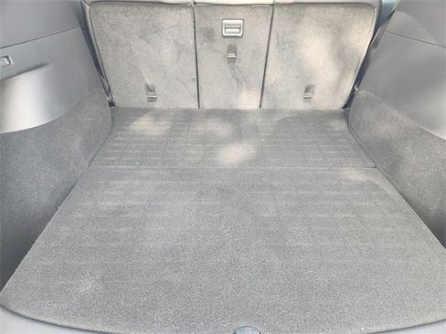 Used 2020 Tesla Model Y Long Range image 37