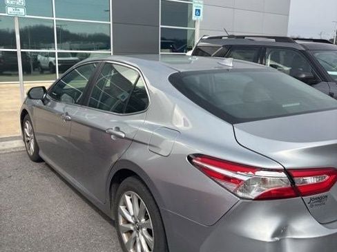 Used 2019 Toyota Camry LE image 49