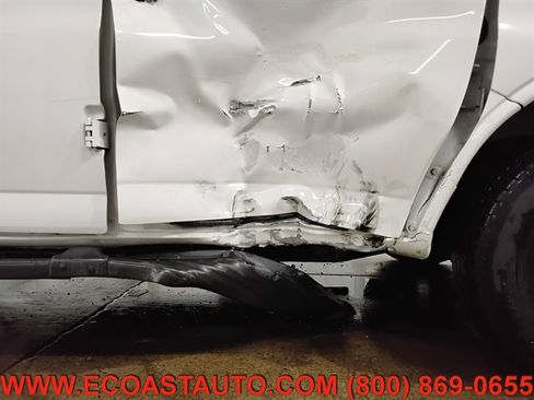 Used 2020 Chevrolet Express 3500 LT w/ LT Preferred Equipment Group image 13