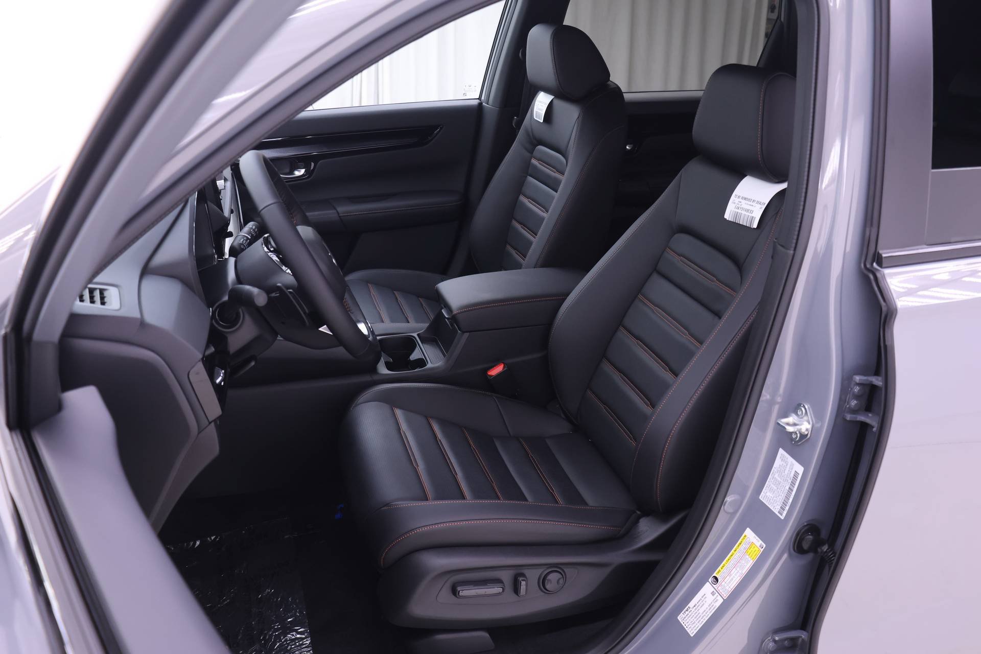 Used 2024 Volvo S60 B5 Plus FWD image 29