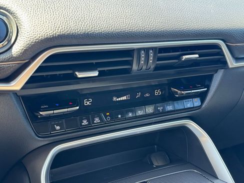 Certified 2025 MAZDA CX-90 Plug-In Hybrid w/Premium Sport AWD/4WD image 16