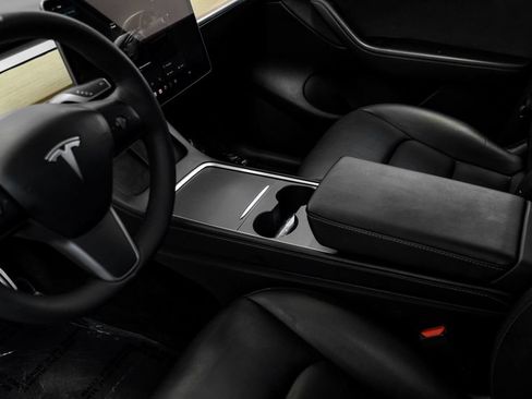 Used 2022 Tesla Model Y Performance AWD/4WD image 23