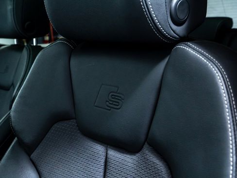 Used 2021 Audi Q5 e Premium Plus w/ Premium Plus Package image 27