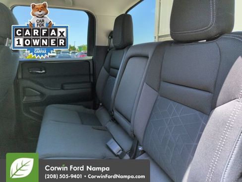 Used 2025 Nissan Frontier SV AWD/4WD image 25