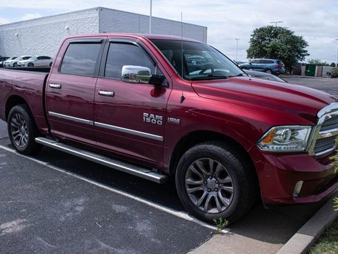 Used 2014 RAM 1500 Limited RWD image 3