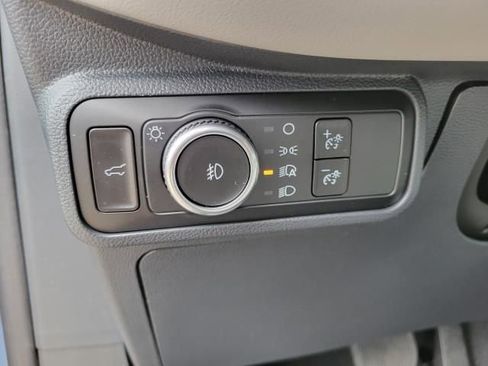 New 2025 Ford Explorer Active w/ Active Comfort Package image 16