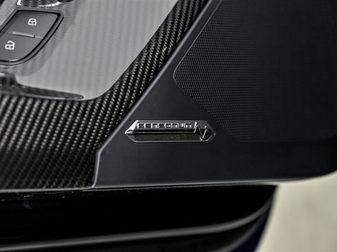 Used 2021 Lamborghini Aventador SVJ AWD/4WD image 25