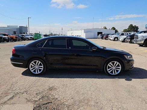 Used 2019 Volkswagen Passat 2.0T Wolfsburg FWD image 9