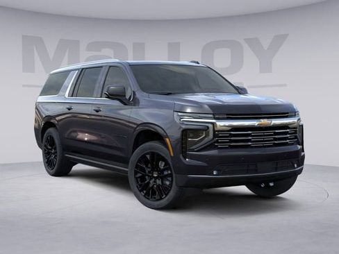 New 2026 Chevrolet Suburban Premier AWD/4WD image 2