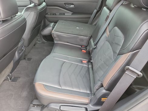 Used 2024 Nissan Pathfinder Platinum w/ Cargo Package FWD image 12