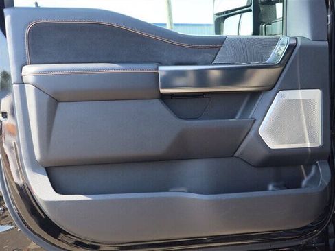 Used 2024 Ford F350 Platinum AWD/4WD image 15