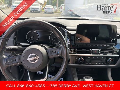 Certified 2023 Nissan Pathfinder SL w/ SL Premium Package AWD/4WD image 14
