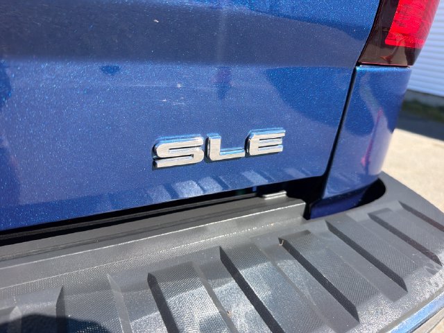 Used 2015 GMC Sierra 1500 SLE w/ SLE Value Package AWD/4WD image 10