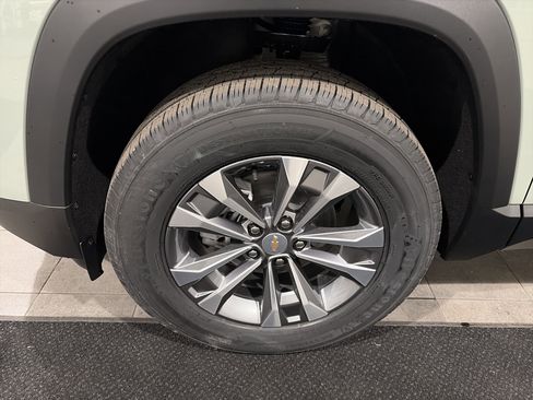 New 2026 Chevrolet Equinox LT w/ Convenience Package II image 10