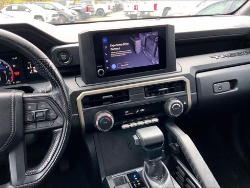 Used 2025 Toyota Tacoma SR image 6