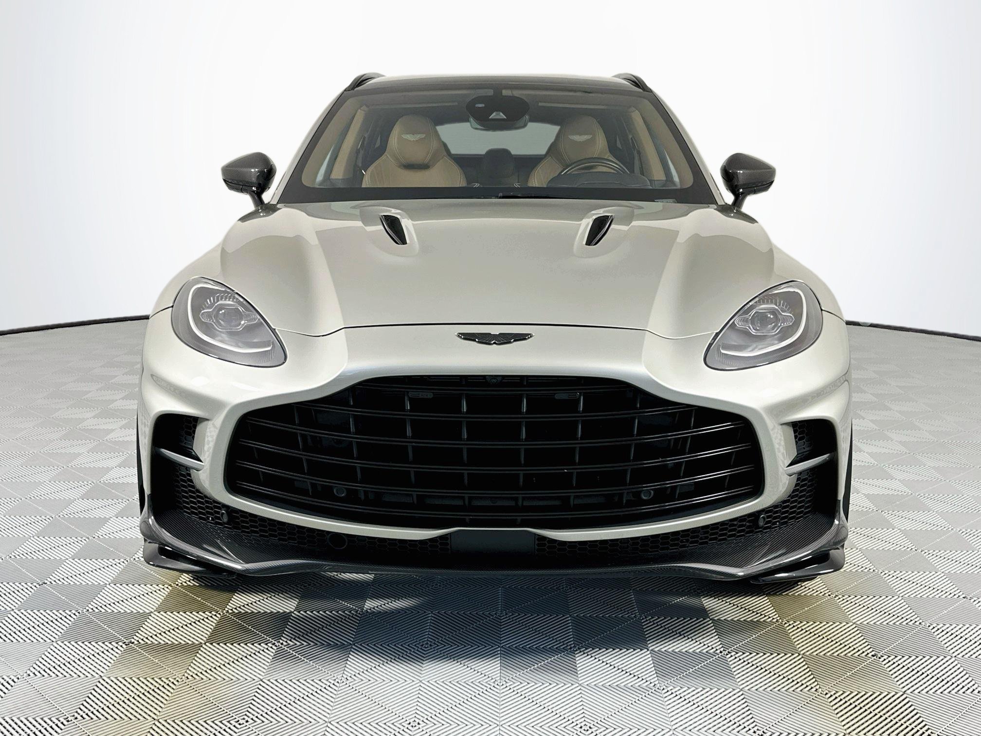 Used 2023 Aston Martin DBX 707 AWD/4WD image 7