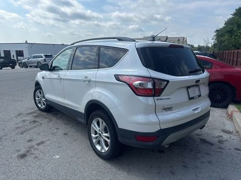 Used 2018 Ford Escape SEL AWD/4WD image 4