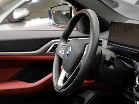 Used 2023 BMW i4 eDrive35 w/ Premium Package RWD image 18