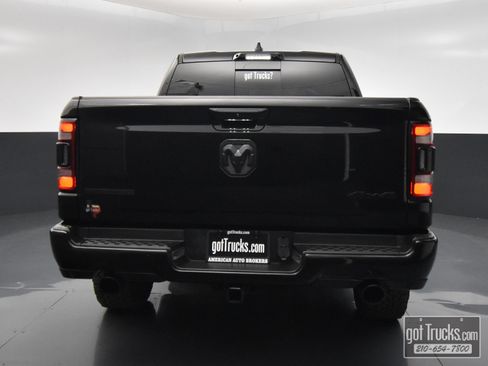 Used 2023 RAM 1500 Big Horn AWD/4WD image 6