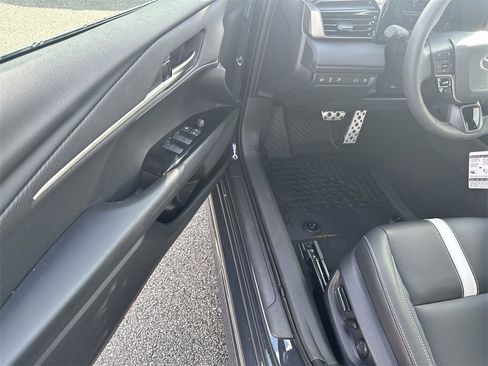 New 2026 Toyota Camry SE image 15