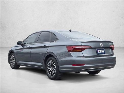 Used 2019 Volkswagen Jetta SE w/ Cold Weather Package FWD image 7