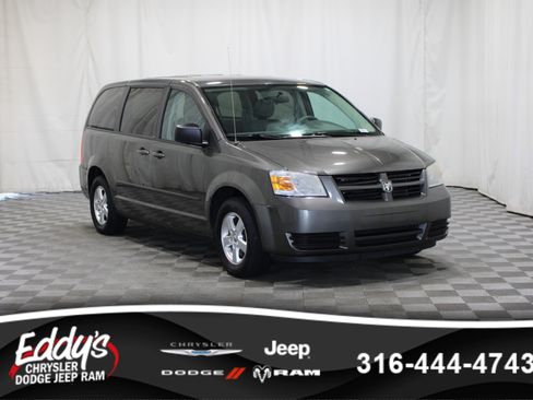 Used 2010 Dodge Grand Caravan SE FWD image 1